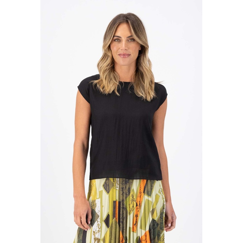 Skyscraper Tee Black in Fine Tencel