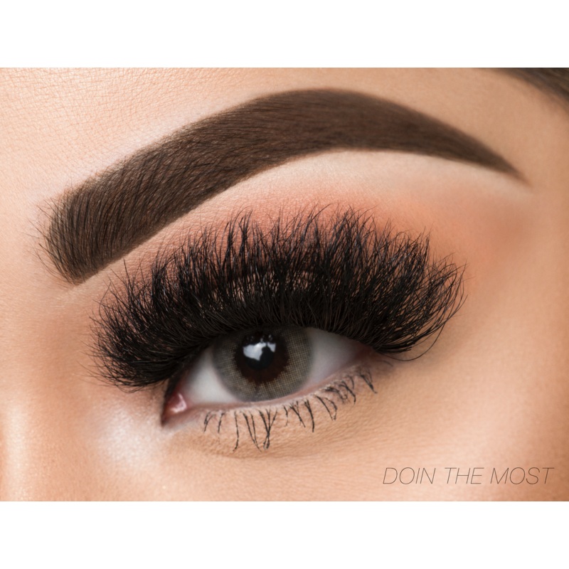 Cammy Nguyen Doin’ The Most Lashes