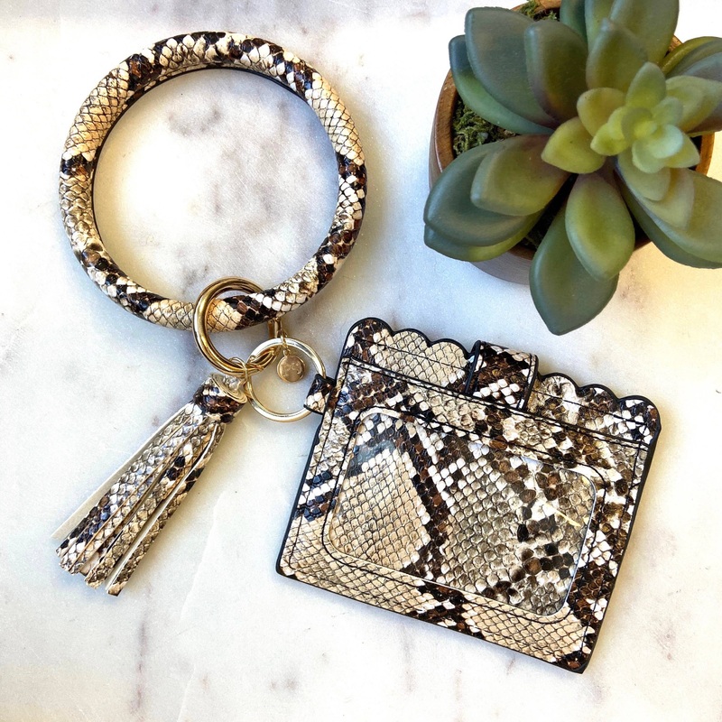 Pretty Simple – CARDHOLDER WITH KEYRING BANGLE & TASSEL JUI87419692618