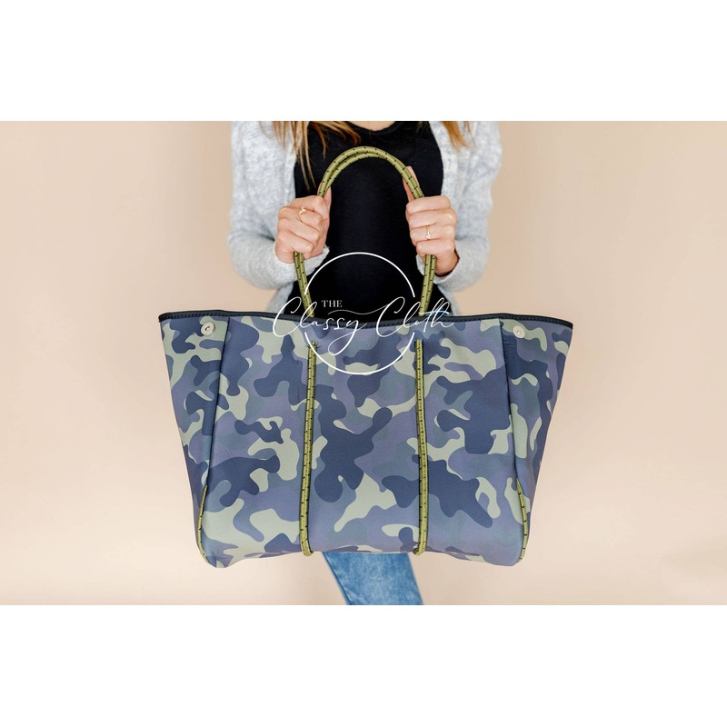 The Classy Cloth – Neoprene Bag – Solid Camo w/ Black Inside